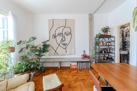 Apartamento à venda com 190m², 2 quartos e 1 vaga Apartamento à venda com 190m², 2 quartos e 1 vagaSala