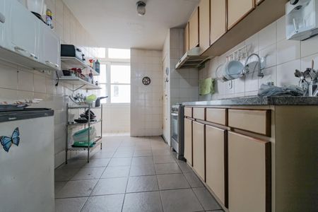 Apartamento à venda com 110m², 3 quartos e sem vagaCozinha 