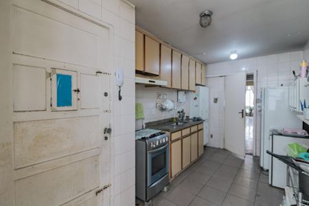 Apartamento à venda com 110m², 3 quartos e sem vagaCozinha 