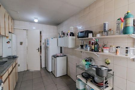 Apartamento à venda com 110m², 3 quartos e sem vagaCozinha 