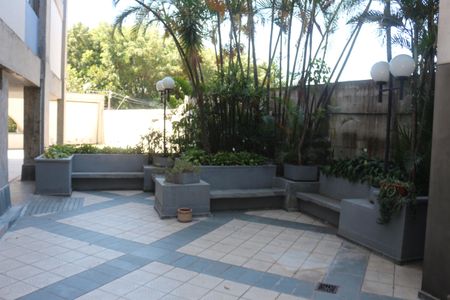 Apartamento à venda com 69m², 2 quartos e 1 vagaÁrea comum