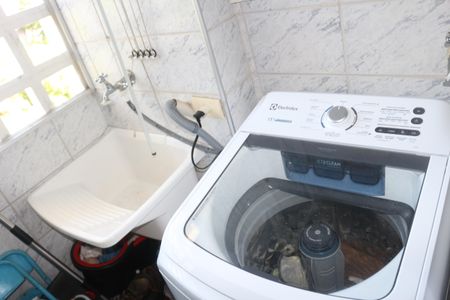 Apartamento à venda com 69m², 2 quartos e 1 vagaÁrea de Serviço