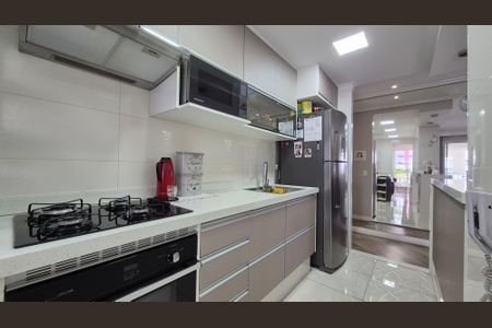 Apartamento à venda com 85m², 2 quartos e 2 vagas Apartamento à venda com 85m², 2 quartos e 2 vagasCozinha