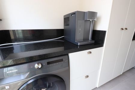 Apartamento à venda com 86m², 2 quartos e 2 vagasLavanderia