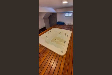 Apartamento à venda com 74m², 3 quartos e 1 vaga Apartamento à venda com 74m², 3 quartos e 1 vagaÁrea comum