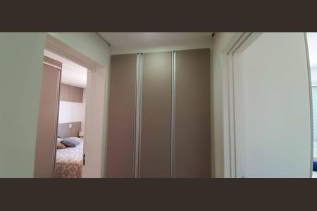 Apartamento à venda com 74m², 3 quartos e 1 vaga Apartamento à venda com 74m², 3 quartos e 1 vagaBanheiro da Suíte