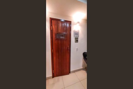 Apartamento à venda com 74m², 3 quartos e 1 vaga Apartamento à venda com 74m², 3 quartos e 1 vagaÁrea comum