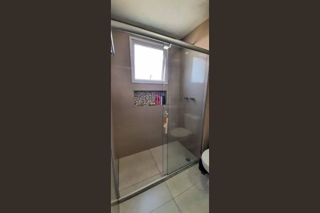 Apartamento à venda com 74m², 3 quartos e 1 vaga Apartamento à venda com 74m², 3 quartos e 1 vagaBanheiro da Suíte