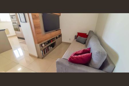 Apartamento à venda com 74m², 3 quartos e 1 vaga Apartamento à venda com 74m², 3 quartos e 1 vagaSala