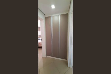 Apartamento à venda com 74m², 3 quartos e 1 vaga Apartamento à venda com 74m², 3 quartos e 1 vagaSuíte