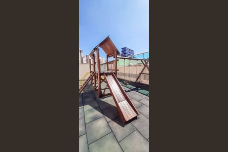 Apartamento à venda com 74m², 3 quartos e 1 vaga Apartamento à venda com 74m², 3 quartos e 1 vagaÁrea comum