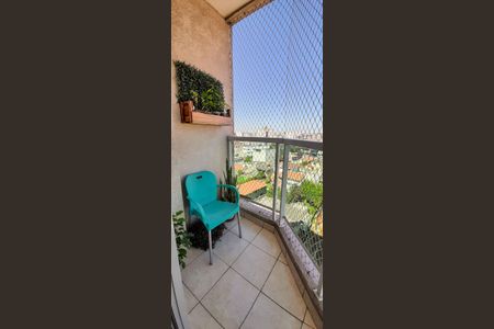 Apartamento à venda com 74m², 3 quartos e 1 vaga Apartamento à venda com 74m², 3 quartos e 1 vagaSacada do Quarto 2