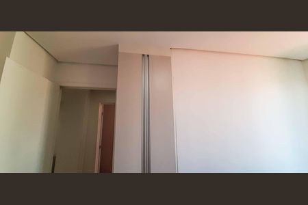 Apartamento à venda com 74m², 3 quartos e 1 vaga Apartamento à venda com 74m², 3 quartos e 1 vagaQuarto 2