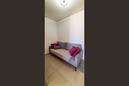 Apartamento à venda com 74m², 3 quartos e 1 vaga Apartamento à venda com 74m², 3 quartos e 1 vagaSala
