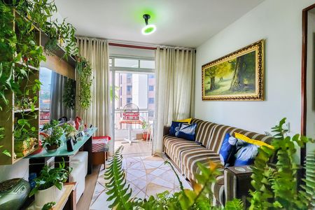 Apartamento à venda com 58m², 2 quartos e 1 vaga Apartamento à venda com 58m², 2 quartos e 1 vagaSala