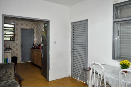 Casa à venda com 199m², 5 quartos e 4 vagasSala