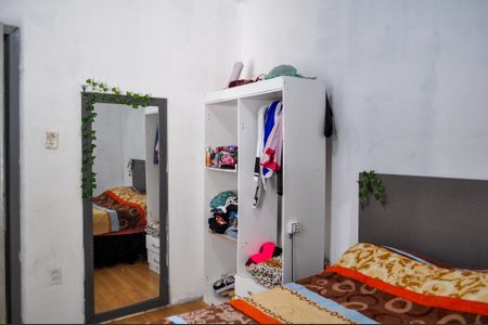 Casa à venda com 199m², 5 quartos e 4 vagasQuarto 2