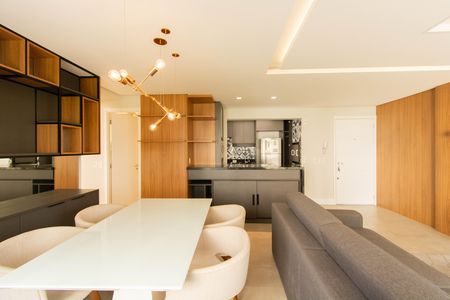 Apartamento para alugar com 76m², 2 quartos e 1 vaga Apartamento para alugar com 76m², 2 quartos e 1 vagaSala de Jantar