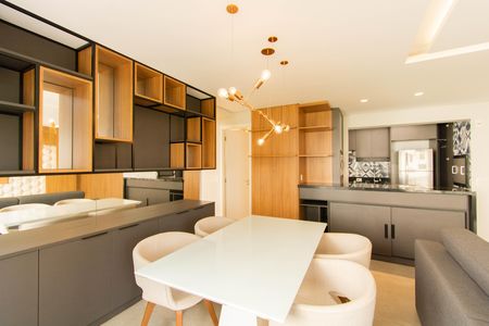 Apartamento para alugar com 76m², 2 quartos e 1 vaga Apartamento para alugar com 76m², 2 quartos e 1 vagaSala de Jantar