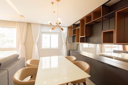 Apartamento para alugar com 76m², 2 quartos e 1 vaga Apartamento para alugar com 76m², 2 quartos e 1 vagaSala de Jantar