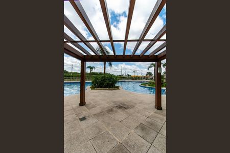 Apartamento para alugar com 76m², 2 quartos e 1 vaga Apartamento para alugar com 76m², 2 quartos e 1 vagaÁrea comum - Piscina