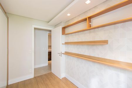 Apartamento para alugar com 76m², 2 quartos e 1 vaga Apartamento para alugar com 76m², 2 quartos e 1 vagaQuarto