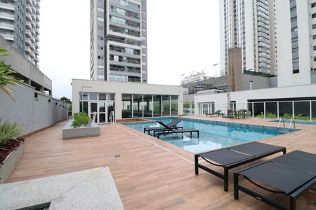 Apartamento à venda com 69m², 1 quarto e 2 vagasÁrea comum - Piscina