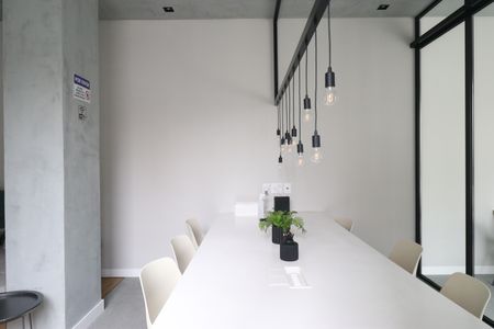 Apartamento à venda com 69m², 1 quarto e 2 vagasOffice