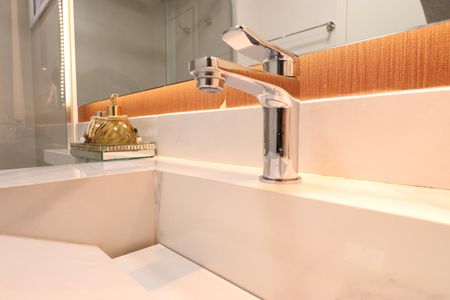 Apartamento à venda com 69m², 1 quarto e 2 vagasDetalhe banheiro social