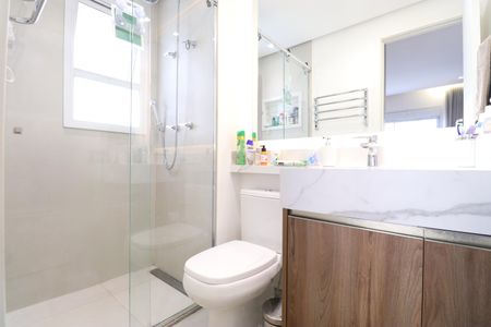 Apartamento à venda com 69m², 1 quarto e 2 vagasBanheiro da Suíte