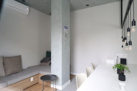 Apartamento à venda com 69m², 1 quarto e 2 vagasOffice