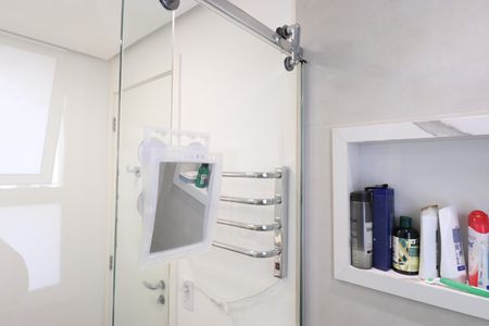 Apartamento à venda com 69m², 1 quarto e 2 vagasBanheiro da Suíte