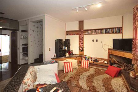 Casa à venda com 450m², 3 quartos e 8 vagasSala 2