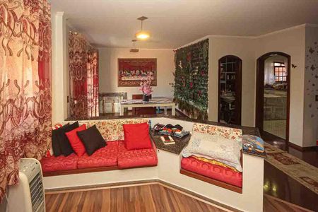 Casa à venda com 450m², 3 quartos e 8 vagasSala 2