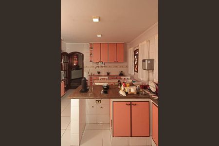 Casa à venda com 450m², 3 quartos e 8 vagasCozinha