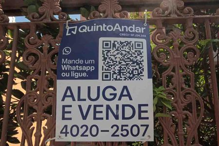 Casa à venda com 450m², 3 quartos e 8 vagasPlaca