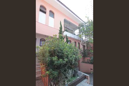 Casa à venda com 450m², 3 quartos e 8 vagasFrente da Casa