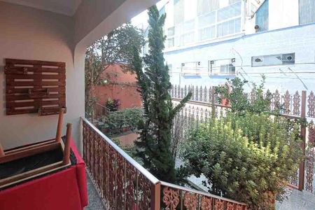 Casa à venda com 450m², 3 quartos e 8 vagasFrente da Casa