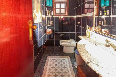 Casa à venda com 450m², 3 quartos e 8 vagasLavabo