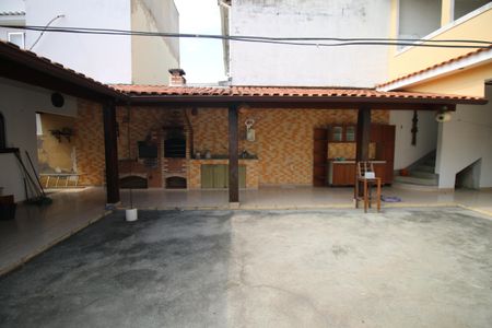 Casa à venda com 280m², 3 quartos e 2 vagasQuintal