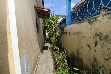 Casa à venda com 280m², 3 quartos e 2 vagasCorredor lateral