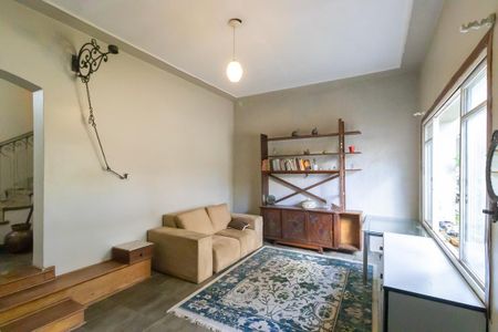 Casa à venda com 250m², 3 quartos e 2 vagas Casa à venda com 250m², 3 quartos e 2 vagasSala de recepção