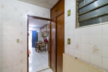 Casa à venda com 250m², 3 quartos e 2 vagas Casa à venda com 250m², 3 quartos e 2 vagasCozinha