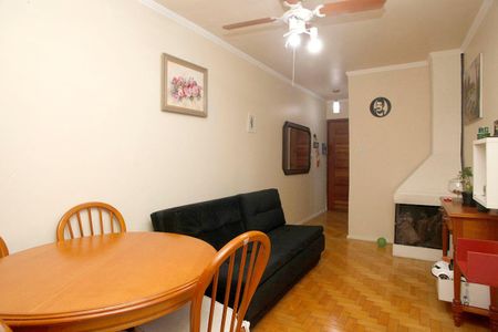 Apartamento à venda com 77m², 3 quartos e sem vagaSala