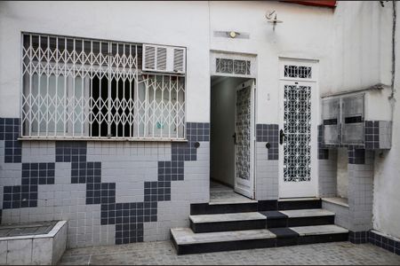 Casa para alugar com 80m², 2 quartos e 1 vagaFachada