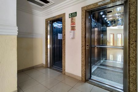 Apartamento para alugar com 55m², 1 quarto e 1 vaga Apartamento para alugar com 55m², 1 quarto e 1 vagaElevador
