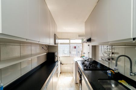 Apartamento à venda com 48m², 2 quartos e 1 vagaCozinha