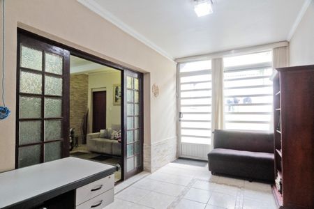 Casa à venda com 91m², 3 quartos e 3 vagasSala