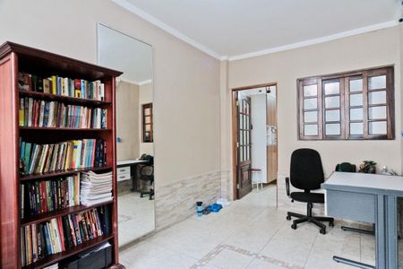 Casa à venda com 91m², 3 quartos e 3 vagasSala