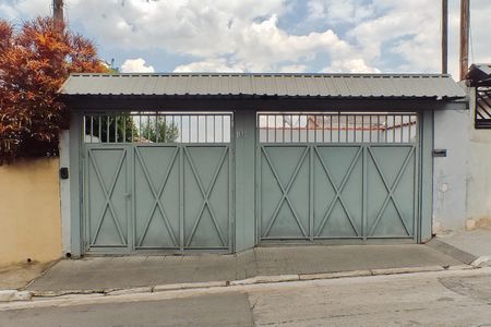 Casa à venda com 91m², 3 quartos e 3 vagasFachada